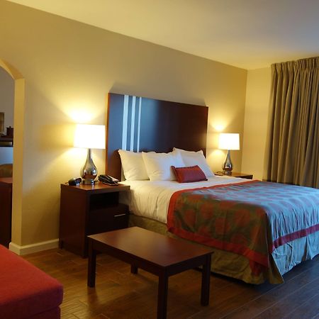 Hotel Ramada By Wyndham Sacramento North Highlands Zewnętrze zdjęcie